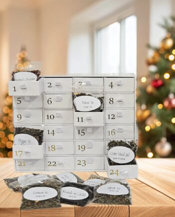Årets absolut lækreste Gourmet Julekalender 2024 "Limited Edition" 24 x gourmet brands inkl. te