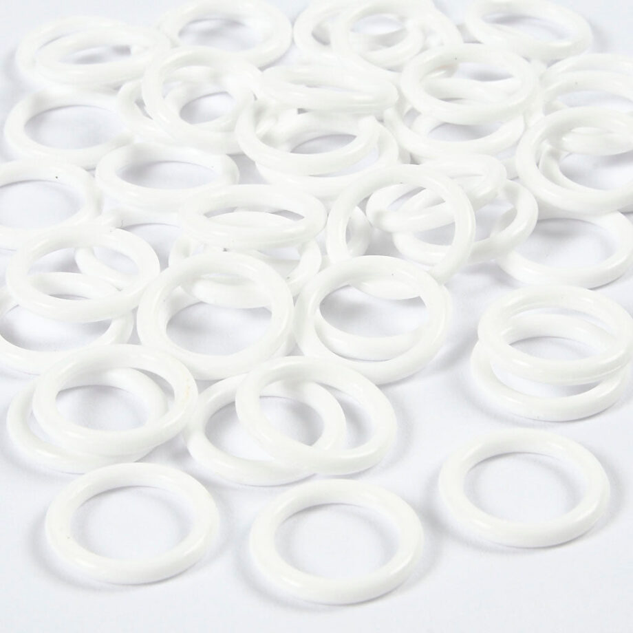 Hvide plastringe 15 mm - 50 stk. til kreative projekter